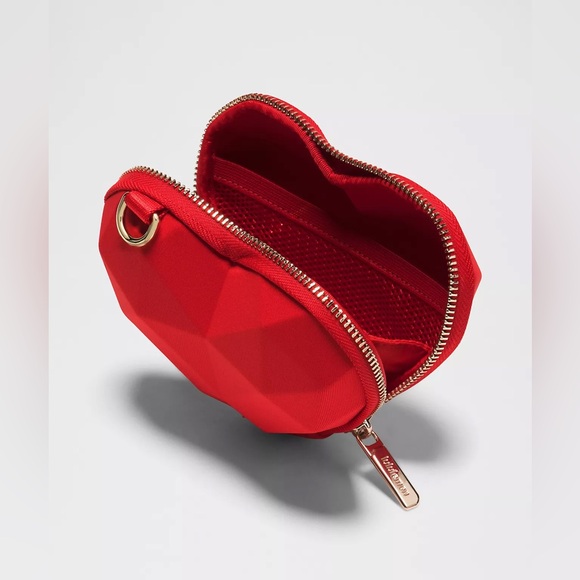 Lululemon Heart Wristlet - Oxford Red - Picture 4 of 7